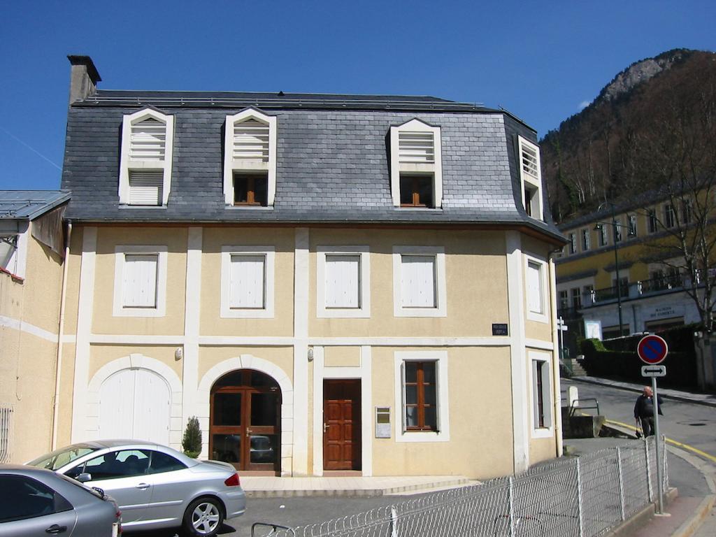 Appartement Iberia 19 Cauterets Bagian luar foto
